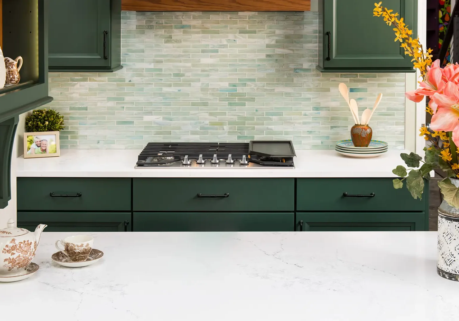 Neutral Tones- Timeless & Versatile Neutral Tones- Timeless & Versatile